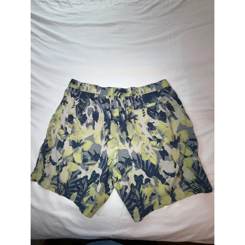The North Face Mens Class V Water Shorts XL Tropical Floral Camo NF0A7QLC SP22